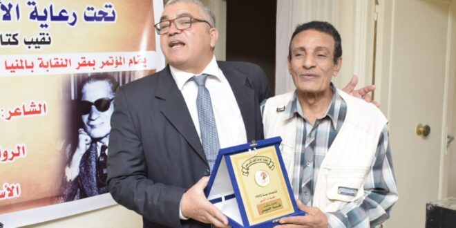 محمد عبد القوي ومختار عبد الفتاح