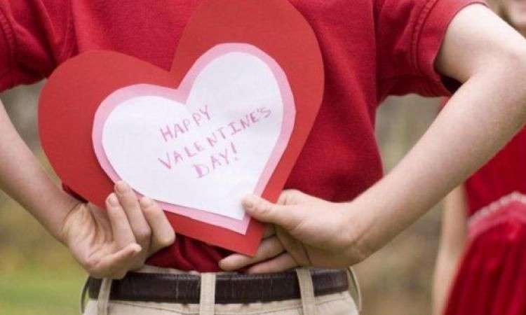 قصة عيد الحب الحقيقية وأجمل كلمات الغزل فى عيد الحب مبدعو مصر