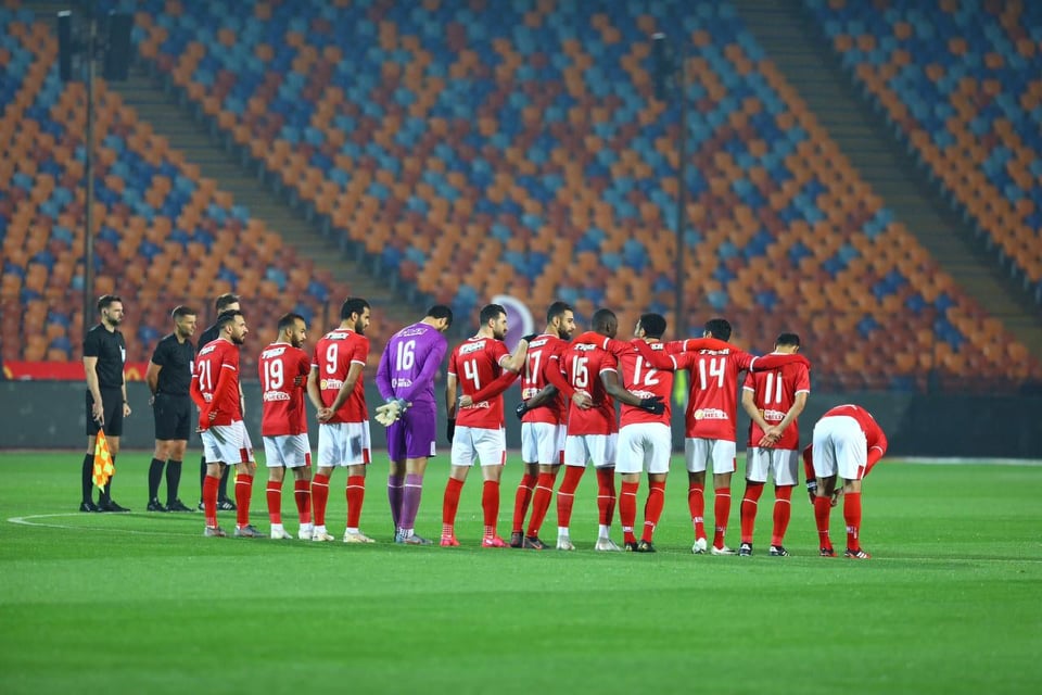 القنوات الناقلة لمباراة الاهلى وصن داونز اليوم