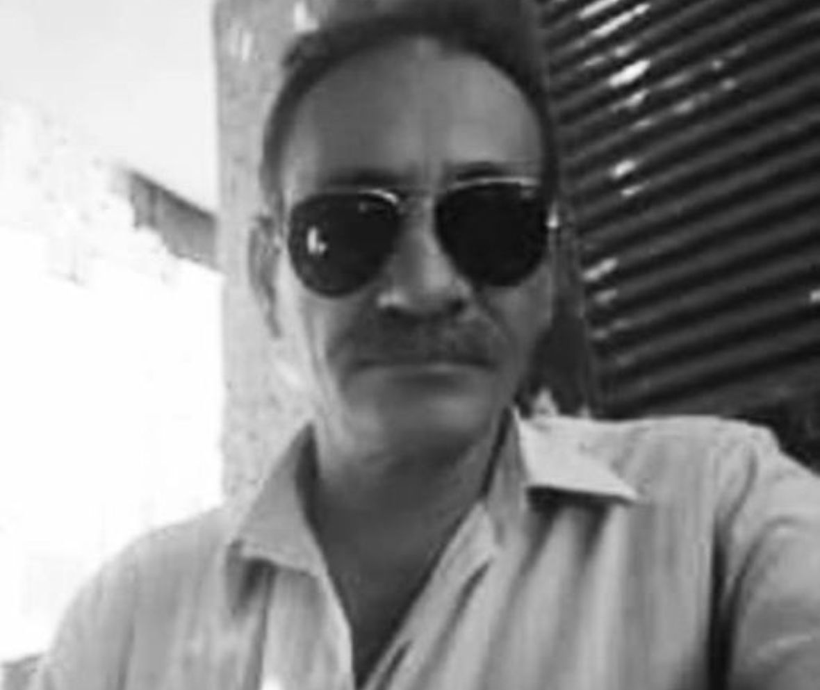 الشاعر السيد منصور